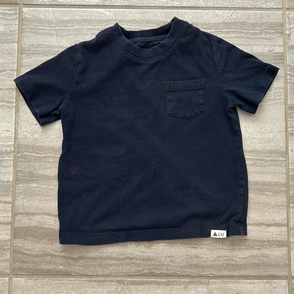 Toddler Boy Gap Playtime Favorite Tee’s - Picture 3 of 8